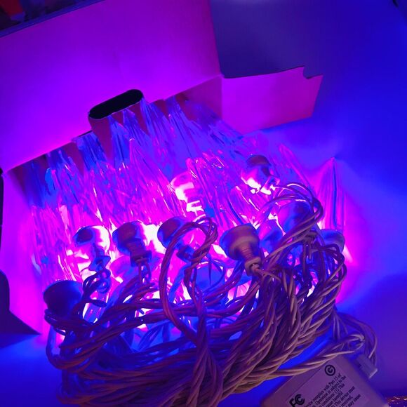 24 Gemmy "Orchestra of Lights" Multi-Function Color-Changing LED Icicle Lights - Picture 2 of 7